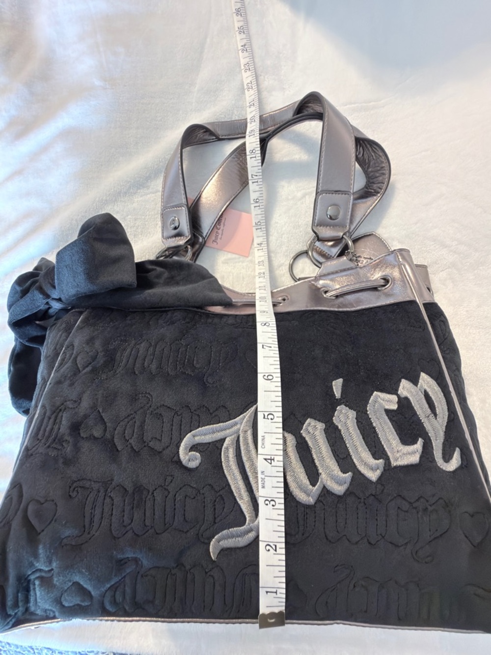Juicy Couture Black Daydreamer Tote with Gunmetal Accents and Heart Charm - Picture 7 of 8
